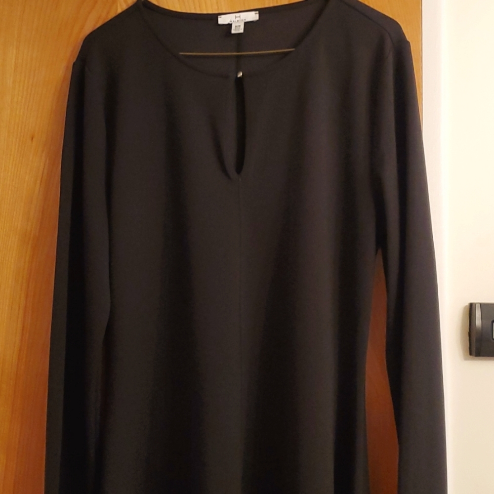 Halston NWOT. Never worn. Long sleeved black dress